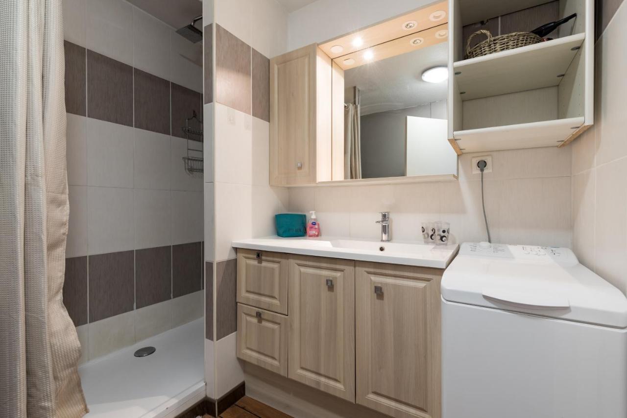 Appartement Centre Ville Wifi Parking Draps Fournis Cauterets Esterno foto