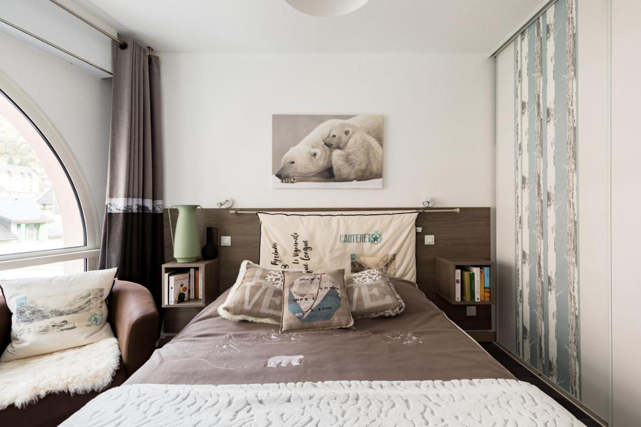 Appartement Centre Ville Wifi Parking Draps Fournis Cauterets Esterno foto