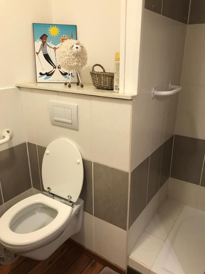 Appartement Centre Ville Wifi Parking Draps Fournis Cauterets Esterno foto